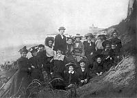 World & Travel: History: House on the rock, 1907, San Francisco, United States