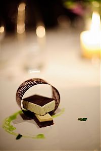 World & Travel: The French Laundry, very expensive restaurant, Yuntvill, California