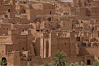 World & Travel: The fortress at the river, Casbah Ait-Ben-Haddou