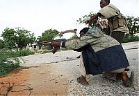 World & Travel: History: Civil war, Somalia