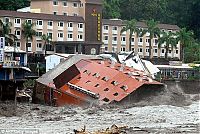 TopRq.com search results: 6-storey hotel collapsed due typhoon, Taiwan