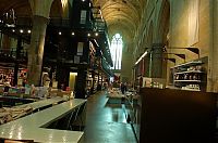 World & Travel: Bookshop in the Dominican church, Maastricht, Netherlands