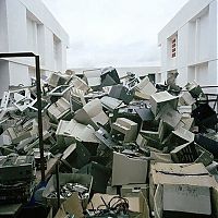 World & Travel: Computers cemetery, China