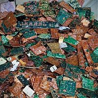 World & Travel: Computers cemetery, China