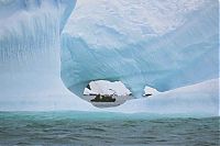 World & Travel: iceberg