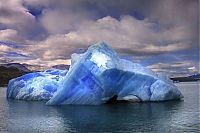 World & Travel: iceberg