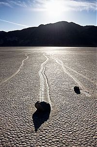 World & Travel: Floating stones in the Valley of Death