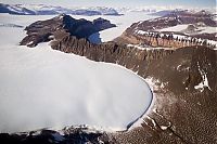 World & Travel: Antarctic Plateau, Antarctica