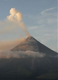 TopRq.com search results: Volcanic eruption in the Philippines