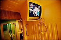 TopRq.com search results: Atsushi Nakanishi, 40 years, jobless after crisis, Capsule Hotel Shinjuku 510, Tokyo, Japan