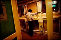 TopRq.com search results: Atsushi Nakanishi, 40 years, jobless after crisis, Capsule Hotel Shinjuku 510, Tokyo, Japan