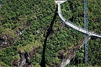 World & Travel: Bridge without end, Malaysia