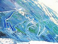 TopRq.com search results: dangerous roads around the world