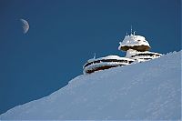 World & Travel: Meteorological station, Krkonoše Giant Mountains, Sněžka, Czech Republic