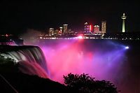 World & Travel: Night view of Niagara Falls, Canada, United States