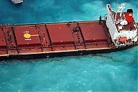 World & Travel: Stranded ship, Great Barrier Reef, Coral Sea, Queensland, Australia