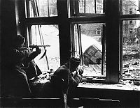 World & Travel: History: World War II photography