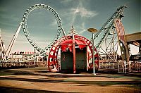 World & Travel: Abandoned six flags, New Orleans, United States