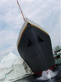 TopRq.com search results: Titanic Museum, Pigeon Forge, Tennessee, United States