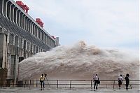 TopRq.com search results: Three Gorges Dam control test, Yangtze River, Sandouping, China