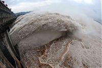 TopRq.com search results: Three Gorges Dam control test, Yangtze River, Sandouping, China