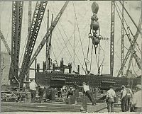 World & Travel: History: Construction of Empire State Building