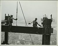 World & Travel: History: Construction of Empire State Building