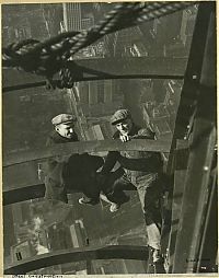 World & Travel: History: Construction of Empire State Building