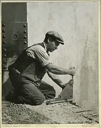 World & Travel: History: Construction of Empire State Building