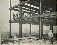 World & Travel: History: Construction of Empire State Building