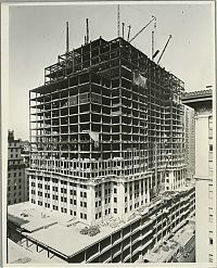 World & Travel: History: Construction of Empire State Building