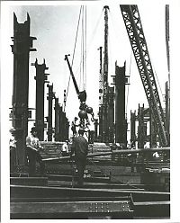 World & Travel: History: Construction of Empire State Building