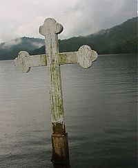 World & Travel: Underwater church, Potosi, Venezuela