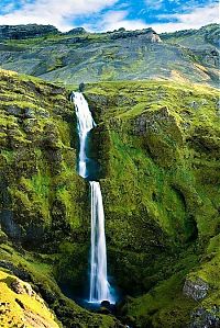 TopRq.com search results: waterfalls around the world