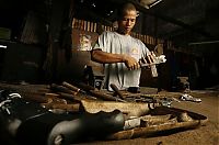 World & Travel: Gun making industry, Danao, Philippines