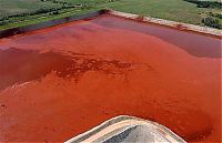 TopRq.com search results: Red sludge alumina factory reservoir pollutes villages, Hungary