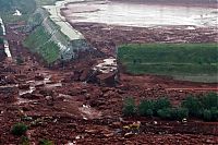 TopRq.com search results: Red sludge alumina factory reservoir pollutes villages, Hungary
