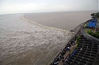 TopRq.com search results: World's largest tidal bore, Qiantang River, China