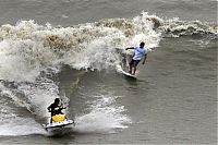 TopRq.com search results: World's largest tidal bore, Qiantang River, China