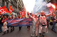 World & Travel: 2010 strikes, France