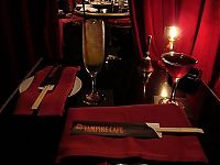 World & Travel: Vampire cafe, Ginza, Tokyo, Japan