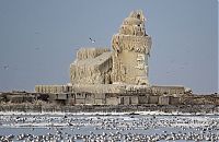 TopRq.com search results: Frozen lighthouse, Lake Erie, North America