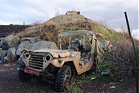 World & Travel: History: Golan Heights military wrecks