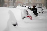 World & Travel: 2011 Groundhog Day Blizzard, North America