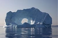 World & Travel: iceberg