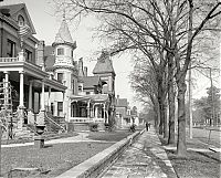 History: Black and white city photography, United States