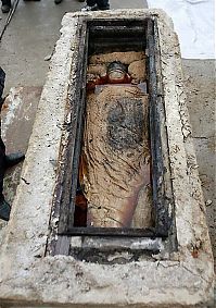 TopRq.com search results: 700 year-old mummy discovery, Ming dynasty, Taizhou, China