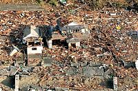 World & Travel: 2011 Sendai earthquake and tsunami, Tōhoku region, Pacific Ocean