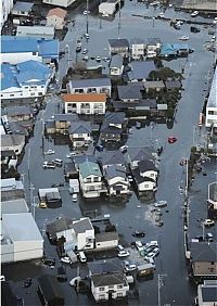 World & Travel: 2011 Sendai earthquake and tsunami, Tōhoku region, Pacific Ocean