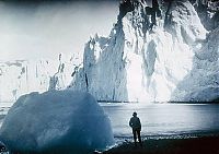 World & Travel: History: Antarctica in color by Frank Hurley, 1915